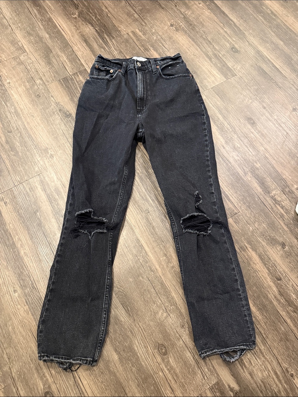 Abercrombie Ankle Straight Ultra High rise